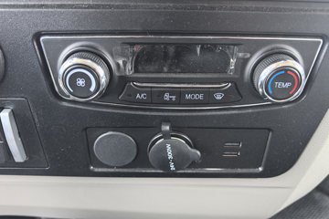 ����HOWO G5X 4.6L���� 240���� 4X2 �й�����10�� 5.2���Ű������ػ���ͼƬ