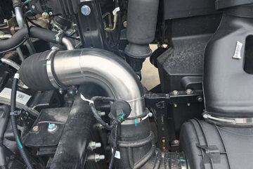 ����HOWO G5X 4.6L���� 240���� 4X2 �й�����10�� 5.2���Ű������ػ���ͼƬ