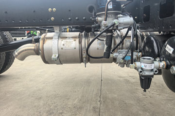 ����HOWO G5X 4.6L���� 240���� 4X2 �й�����10�� 5.2���Ű������ػ���ͼƬ