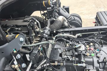 ����HOWO G5X 4.6L���� 240���� 4X2 �й�����10�� 5.2���Ű������ػ���ͼƬ