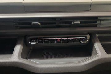 Զ������F3E 2025���ǻ۰� Һɲ 3.82�׵��Ŵ��綯����΢�� ����ʱ��56kWhͼƬ