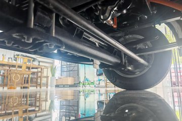 Զ������F3E 2025���ǻ۰� Һɲ 3.82�׵��Ŵ��綯����΢�� ����ʱ��56kWhͼƬ