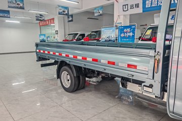 Զ������F3E 2025���ǻ۰� Һɲ 3.82�׵��Ŵ��綯����΢�� ����ʱ��56kWhͼƬ