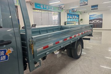 Զ������F3E 2025���ǻ۰� Һɲ 3.82�׵��Ŵ��綯����΢�� ����ʱ��56kWhͼƬ