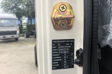 ����HOWO�Ῠ���� 4.15�׵��Ŵ��綯��ʽ�Ῠ �й�����100.87kWhͼƬ