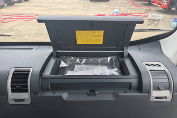 ����HOWO�Ῠ���� 4.15�׵��Ŵ��綯��ʽ�Ῠ �й�����100.87kWhͼƬ