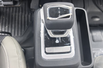 ����HOWO�Ῠ���� 4.15�׵��Ŵ��綯��ʽ�Ῠ �й�����100.87kWhͼƬ