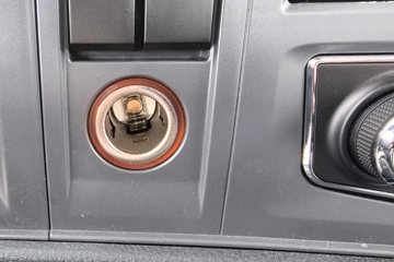 ����HOWO�Ῠ���� 4.15�׵��Ŵ��綯��ʽ�Ῠ �й�����100.87kWhͼƬ