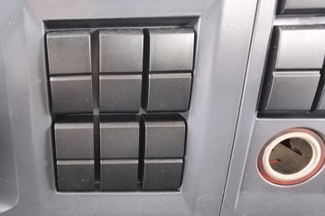 ����HOWO�Ῠ���� 4.15�׵��Ŵ��綯��ʽ�Ῠ �й�����100.87kWhͼƬ