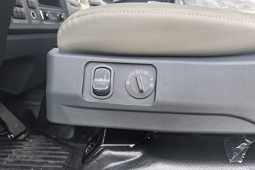 ����HOWO�Ῠ���� 4.15�׵��Ŵ��綯��ʽ�Ῠ �й�����100.87kWhͼƬ