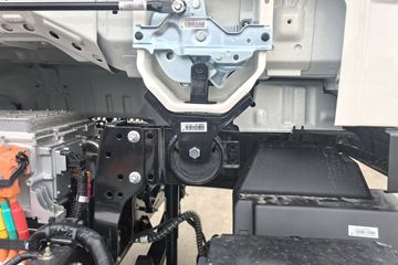 ����HOWO�Ῠ���� 4.15�׵��Ŵ��綯��ʽ�Ῠ �й�����100.87kWhͼƬ