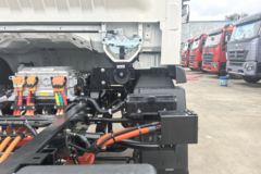 重汽HOWO轻卡悍将 4.15米单排纯电动厢式轻卡 中国重汽100.87kWh