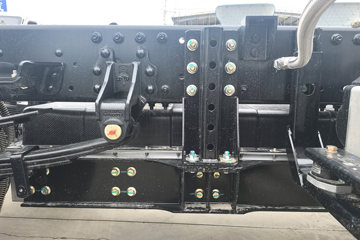 ����HOWO�Ῠ���� 4.15�׵��Ŵ��綯��ʽ�Ῠ �й�����100.87kWhͼƬ