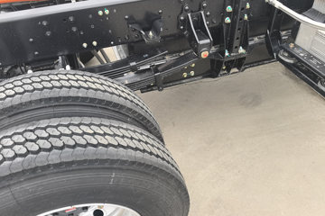 ����HOWO�Ῠ���� 4.15�׵��Ŵ��綯��ʽ�Ῠ �й�����100.87kWhͼƬ