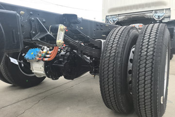 ����HOWO�Ῠ���� 4.15�׵��Ŵ��綯��ʽ�Ῠ �й�����100.87kWhͼƬ