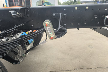 ����HOWO�Ῠ���� 4.15�׵��Ŵ��綯��ʽ�Ῠ �й�����100.87kWhͼƬ