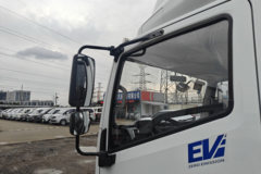 上汽跃进 大拿T1 天行版 4X2 4.09米单排纯电动冷藏车 宁德时代100.07kWh