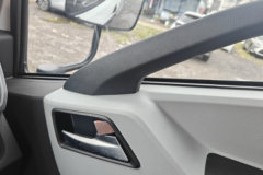 上汽跃进 大拿T1 天行版 4X2 4.09米单排纯电动冷藏车 宁德时代100.07kWh