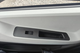 大拿T1&nbsp;电动冷藏车驾驶室图片