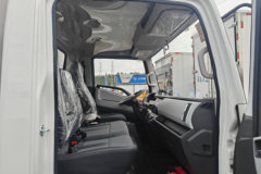 上汽跃进 大拿T1 天行版 4X2 4.09米单排纯电动冷藏车 宁德时代100.07kWh