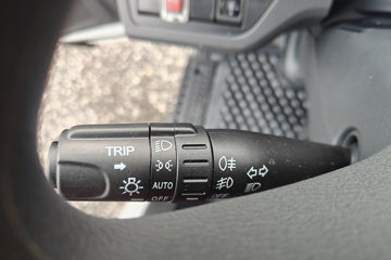 ����Ծ�� ����T1 ���а� 4X2 4.09�׵��Ŵ��綯��س� ����ʱ��100.07kWhͼƬ