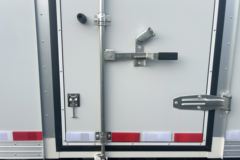 福田祥菱V5 1.6L汽油 120马力 蓝黛5档 3.4米单排厢式微卡(后单胎) 福田祥菱V5 1.6L汽油 120马力 蓝黛5档 3.4米单排厢式微卡(后单胎)