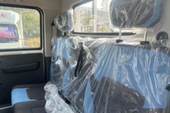 福田祥菱V5 2L汽油 139马力 东安5档 2.7米双排栏板微卡