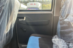 福田祥菱V5 2L汽油 139马力 东安5档 2.7米双排栏板微卡