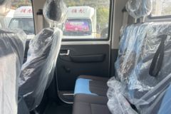 福田祥菱V5 2L汽油 139马力 东安5档 2.7米双排栏板微卡