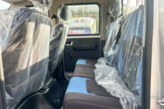 福田祥菱V5 2L汽油 139马力 东安5档 2.7米双排栏板微卡