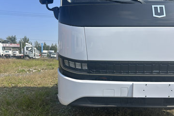 Զ�� ����H8E 2025���ǻ۰� 4X2 4.02�׵��Ŵ��綯��س� ����ʱ��140.41kWhͼƬ