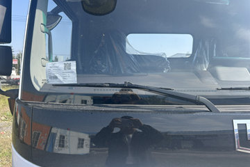 Զ�� ����H8E 2025���ǻ۰� 4X2 4.02�׵��Ŵ��綯��س� ����ʱ��140.41kWhͼƬ