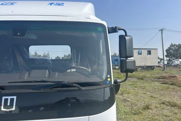 Զ�� ����H8E 2025���ǻ۰� 4X2 4.02�׵��Ŵ��綯��س� ����ʱ��140.41kWhͼƬ