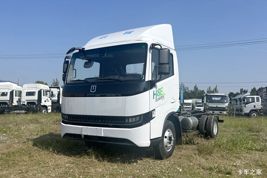 Զ�� ����H8E 2025���ǻ۰� 4X2 4.02�׵��Ŵ��綯��س� ����ʱ��140.41kWh