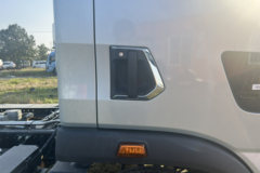 重汽HOWO统帅PRO 4.15米单排纯电动仓栅式轻卡 弗迪150.83kWh 重汽HOWO统帅PRO 4.15米单排纯电动仓栅式轻卡 弗迪150.83kWh