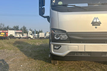 ����HOWO���� 2025�� 2.5L���� 180���� �й�����12�� 4.15�׵��Ų�դʽ�ῨͼƬ