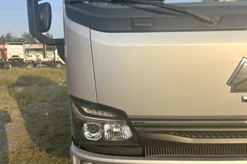 ����HOWO���� 2025�� 2.5L���� 180���� �й�����12�� 4.15�׵��Ų�դʽ�ῨͼƬ