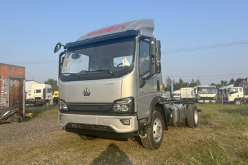 重汽HOWO悍将 2025款 2.5L柴油 180马力 中国重汽12档 4.15米单排仓栅式轻卡