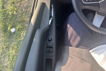 ����HOWO���� 2025�� 2.5L���� 180���� �й�����12�� 4.15�׵��Ų�դʽ�ῨͼƬ
