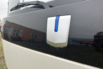 Զ�� ����H9E ���˰� 4X2 4.02�׵��Ŵ��綯��س� ��о132.6kWhͼƬ