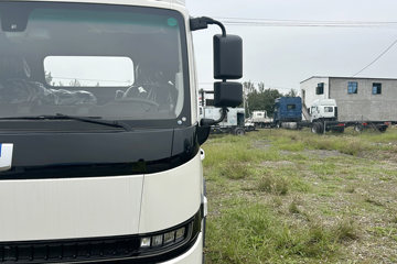 Զ�� ����H9E ���˰� 4X2 4.02�׵��Ŵ��綯��س� ��о132.6kWhͼƬ