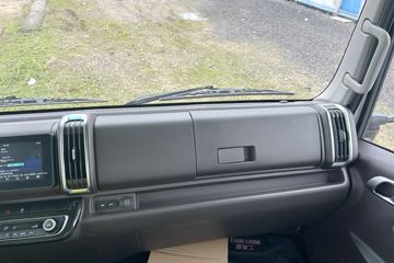 Զ�� ����H9E ���˰� 4X2 4.02�׵��Ŵ��綯��س� ��о132.6kWhͼƬ