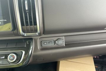 Զ�� ����H9E ���˰� 4X2 4.02�׵��Ŵ��綯��س� ��о132.6kWhͼƬ