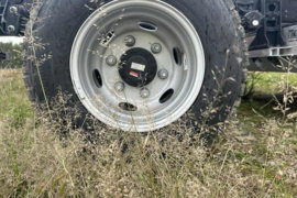 星智H9E&nbsp;电动冷藏车底盘图片