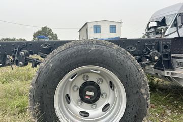 Զ�� ����H9E ���˰� 4X2 4.02�׵��Ŵ��綯��س� ��о132.6kWhͼƬ