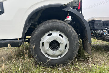 Զ�� ����H9E ���˰� 4X2 4.02�׵��Ŵ��綯��س� ��о132.6kWhͼƬ