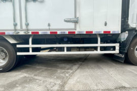 五十铃M100&nbsp;载货车底盘                                                图片