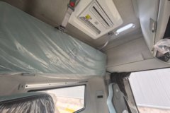 一汽解放J6G Pro领航版 7.8L柴油 380马力 4X2 一汽解放10档 全浮高顶 6.75米栏板载货车