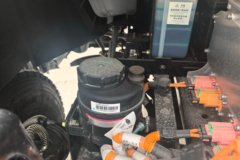 重汽HOWO统帅 4.15米单排纯电动仓栅式轻卡 弗迪150.83kWh