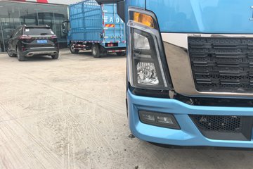 ����HOWOͳ˧ ��ɲ 4.15�׵��Ŵ��綯��դʽ�Ῠ ����ʱ��140.41kWhͼƬ